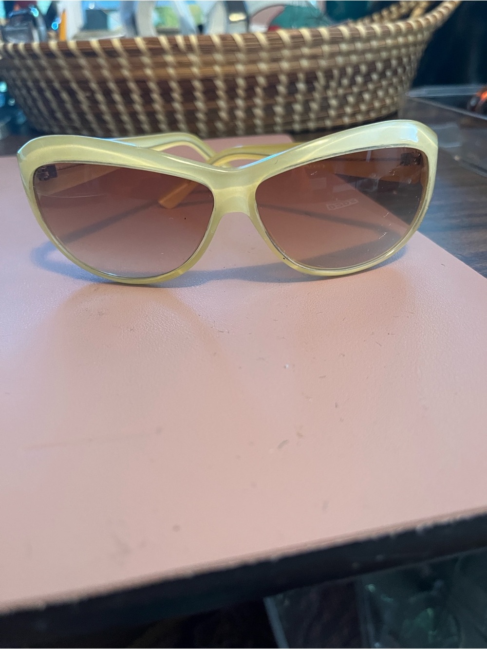 Vintage Retro Cat-Eye Sunglasses in Pale Yellow with Brown Lenses